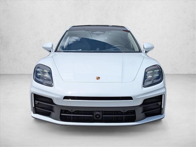 2026 Porsche Panamera 4