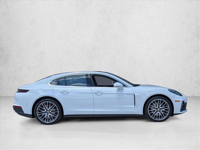 2026 Porsche Panamera 4