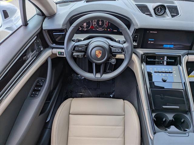 2026 Porsche Panamera 4