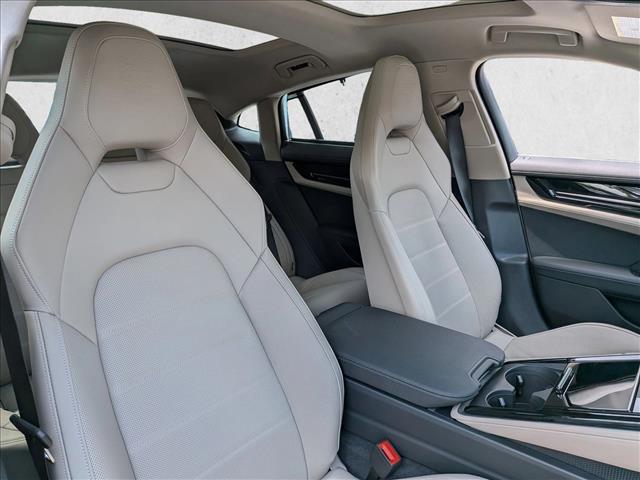 2026 Porsche Panamera 4