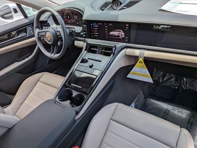2026 Porsche Panamera 4