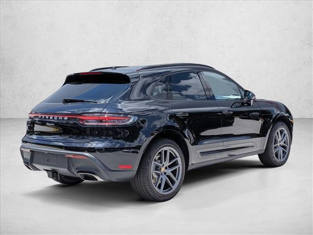 2026 Porsche Macan AWD