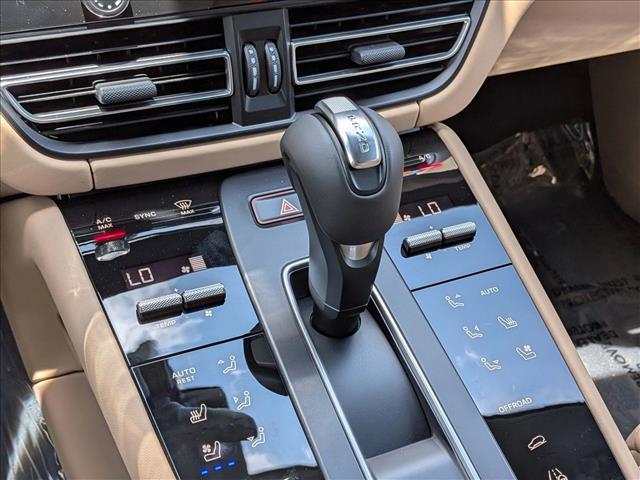 2026 Porsche Macan AWD