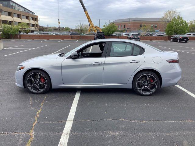 2025 Alfa Romeo Giulia GIULIA AWD 2025 Alfa Romeo Giulia GIULIA AWD
