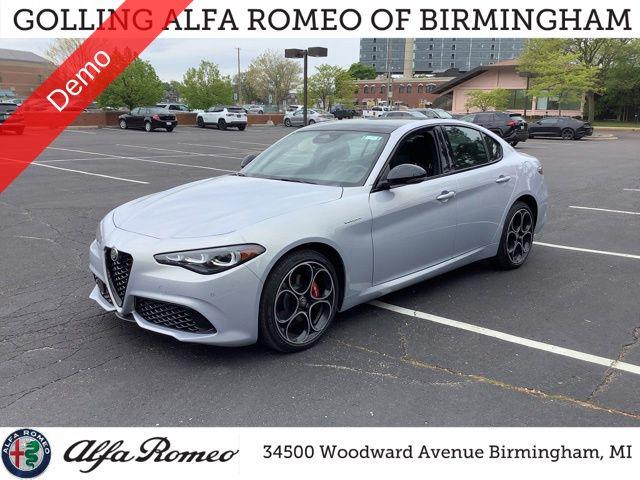 2025 Alfa Romeo Giulia GIULIA AWD 2025 Alfa Romeo Giulia GIULIA AWD