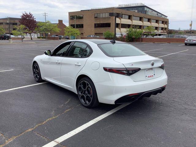 2025 Alfa Romeo Giulia GIULIA AWD 2025 Alfa Romeo Giulia GIULIA AWD