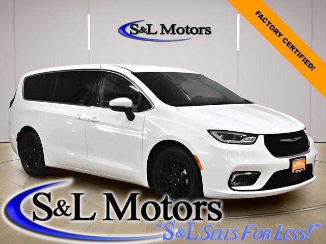 2023 Chrysler Pacifica Touring L for sale in Pulaski, WI