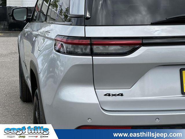 2025 Jeep Grand Cherokee Altitude X 4x4