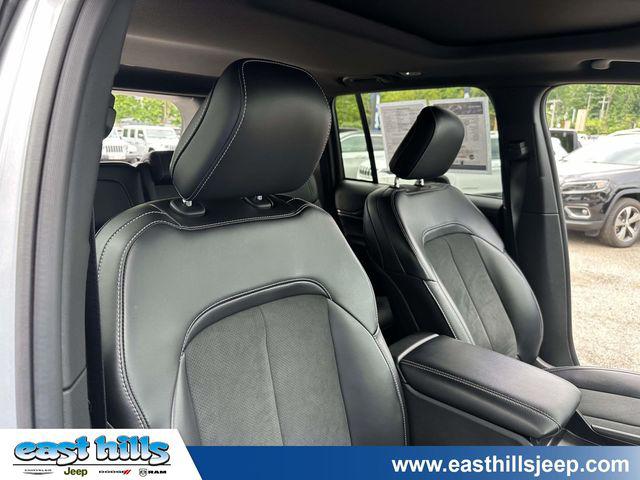 2025 Jeep Grand Cherokee Altitude X 4x4
