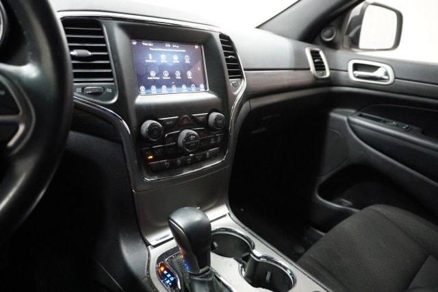 2021 Jeep Grand Cherokee Laredo E 4x2