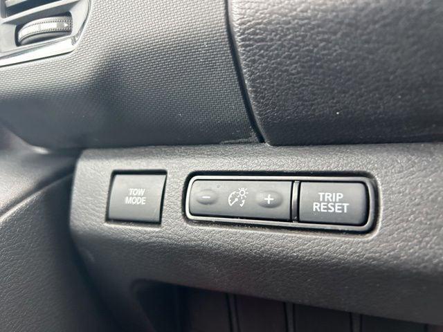 2024 Nissan Frontier Crew Cab PRO-X 4x2
