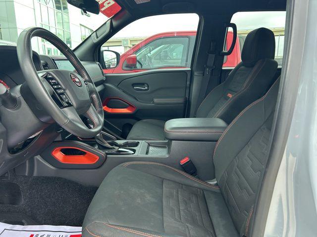 2024 Nissan Frontier Crew Cab PRO-X 4x2