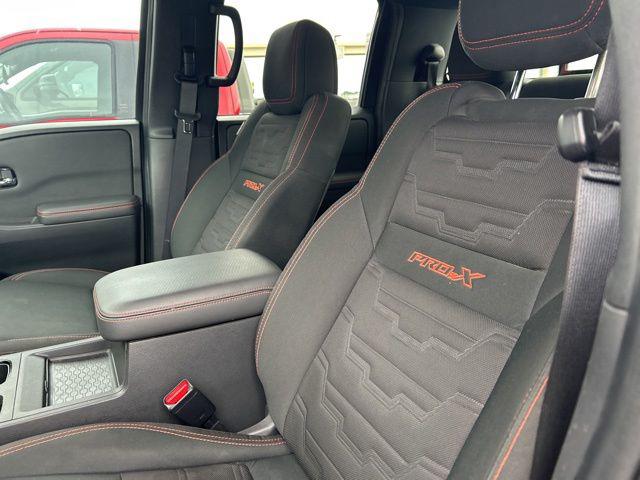 2024 Nissan Frontier Crew Cab PRO-X 4x2