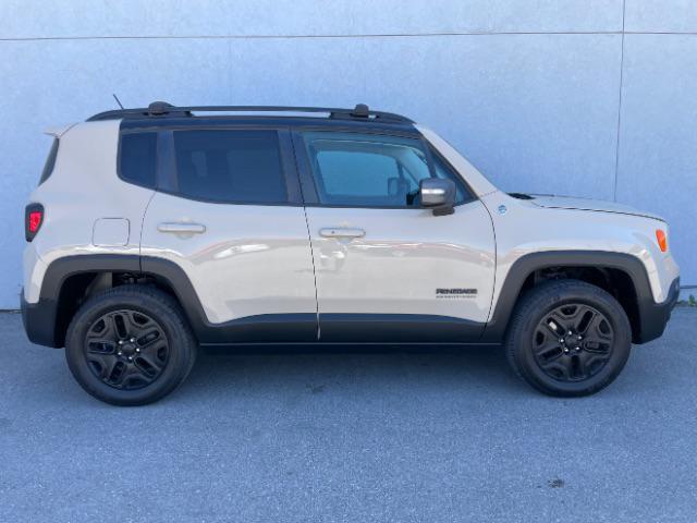 2017 Jeep Renegade Deserthawk 4x4