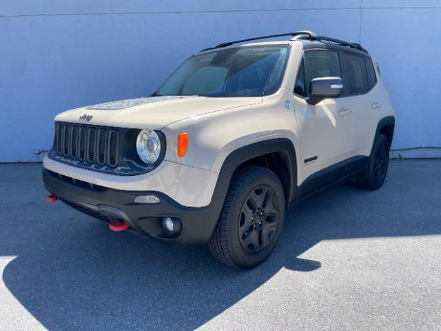 2017 Jeep Renegade Deserthawk 4x4