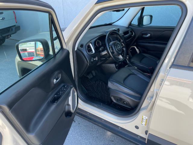 2017 Jeep Renegade Deserthawk 4x4