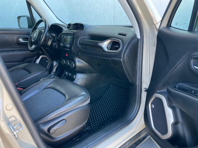 2017 Jeep Renegade Deserthawk 4x4