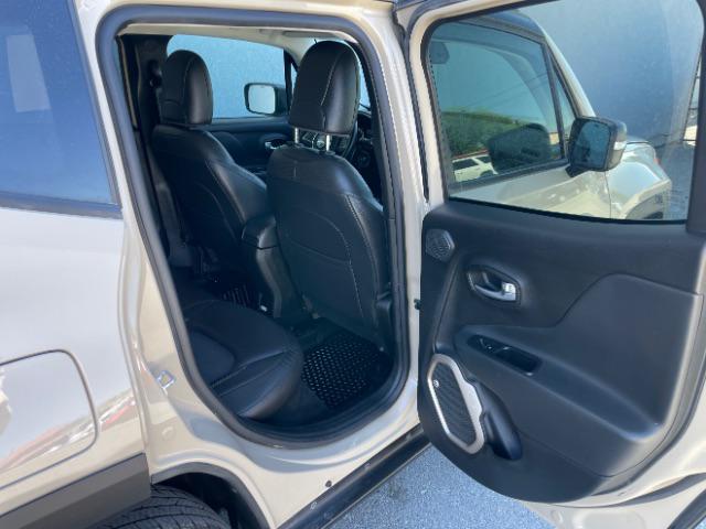 2017 Jeep Renegade Deserthawk 4x4