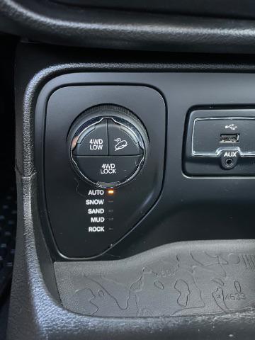 2017 Jeep Renegade Deserthawk 4x4