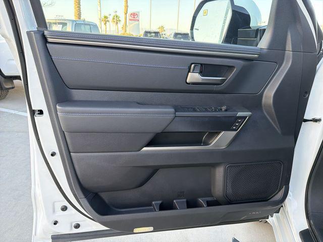 2026 Toyota Tundra Platinum Hybrid CrewMax 5.5' Bed