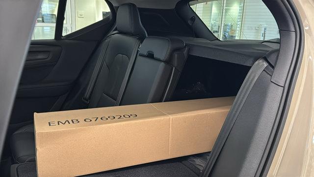 2026 Volvo XC40 Ultra, B5 AWD Gas (mild hybrid), Dark