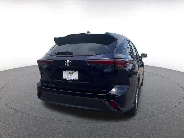 2025 Toyota Highlander LE
