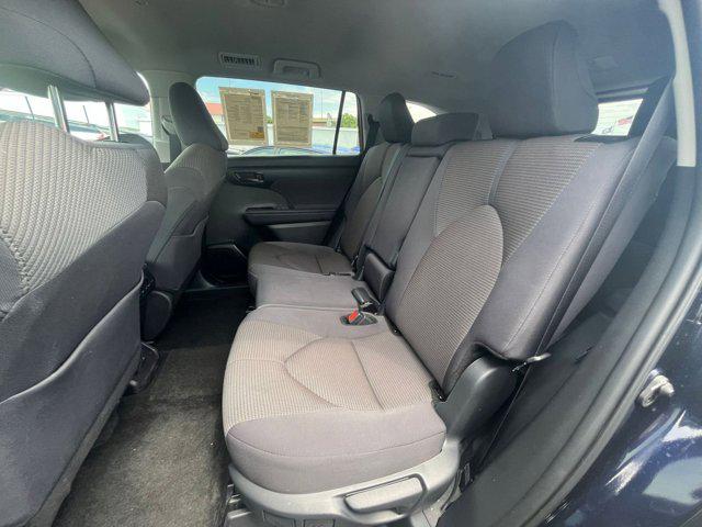 2025 Toyota Highlander LE