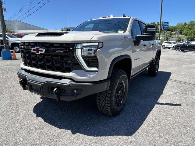 2026 Chevrolet Silverado 2500HD Crew Cab, Standard Bed, XR2, 4WD