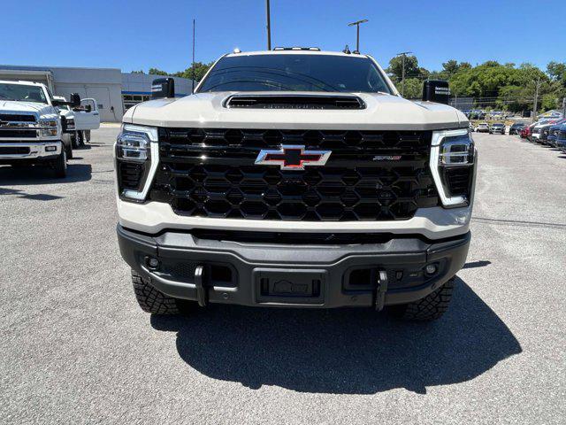 2026 Chevrolet Silverado 2500HD Crew Cab, Standard Bed, XR2, 4WD