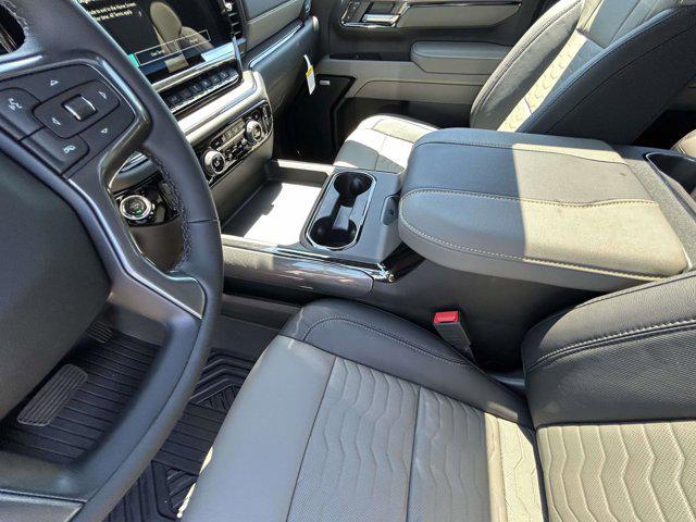 2026 Chevrolet Silverado 2500HD Crew Cab, Standard Bed, XR2, 4WD
