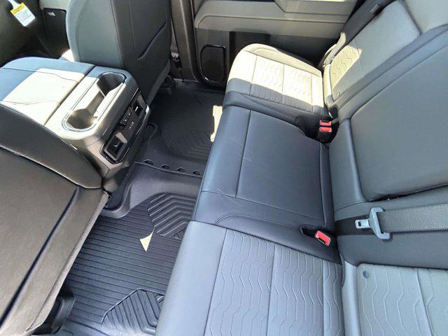 2026 Chevrolet Silverado 2500HD Crew Cab, Standard Bed, XR2, 4WD