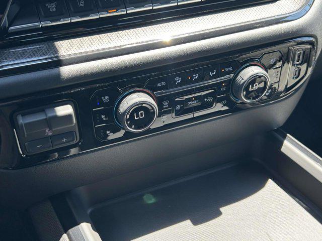 2026 Chevrolet Silverado 2500HD Crew Cab, Standard Bed, XR2, 4WD