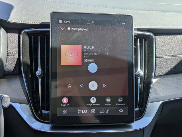 2026 Volvo XC90 Plug-In Hybrid Plus, T8 AWD, Electric/Gasoline, Bright, 7 Seats