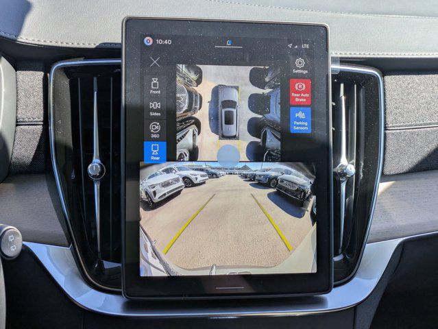 2026 Volvo XC90 Plug-In Hybrid Plus, T8 AWD, Electric/Gasoline, Bright, 7 Seats