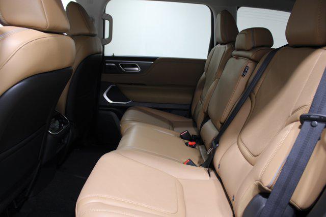 2026 INFINITI QX80 LUXE AWD