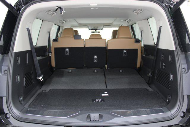 2026 INFINITI QX80 LUXE AWD