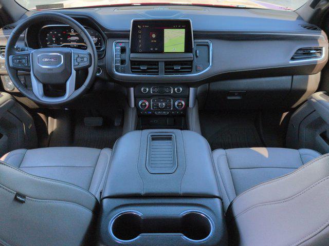 2024 GMC Yukon XL 4WD SLT