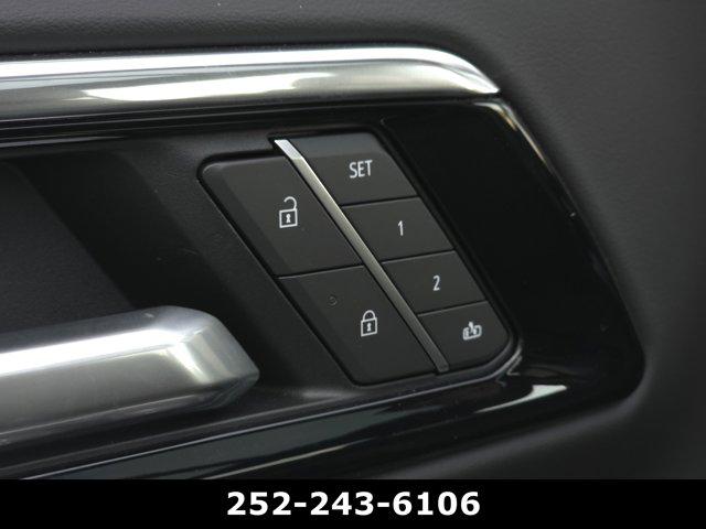 2025 Chevrolet Suburban 4WD Z71