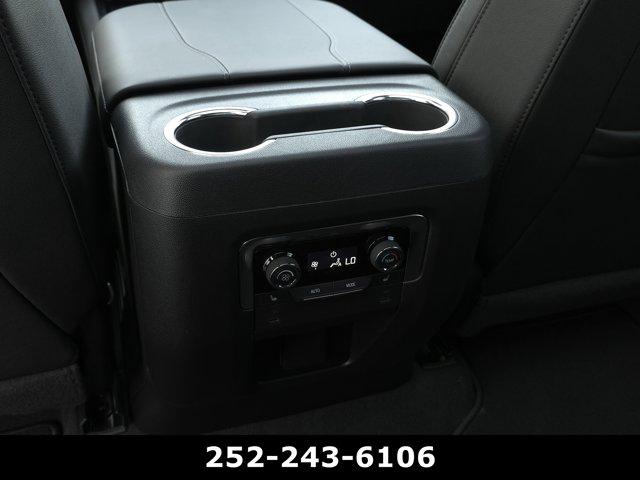 2025 Chevrolet Suburban 4WD Z71