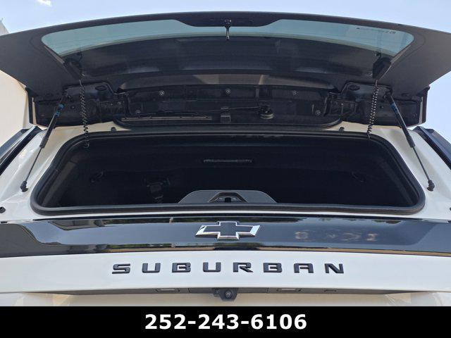 2025 Chevrolet Suburban 4WD Z71