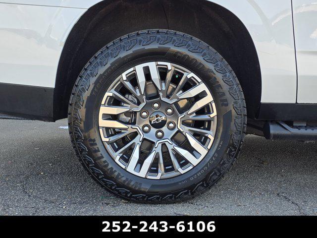 2025 Chevrolet Suburban 4WD Z71