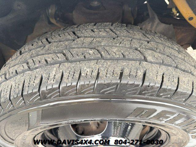 2003 Chevrolet Express Cutaway Base w/C7L/C7N