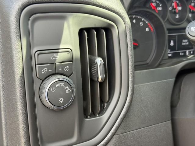 2026 Chevrolet Silverado 1500 2WD Crew Cab Short Bed Custom