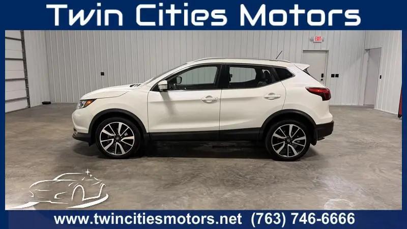 2017 Nissan Rogue Sport SL for sale in Isanti, MN