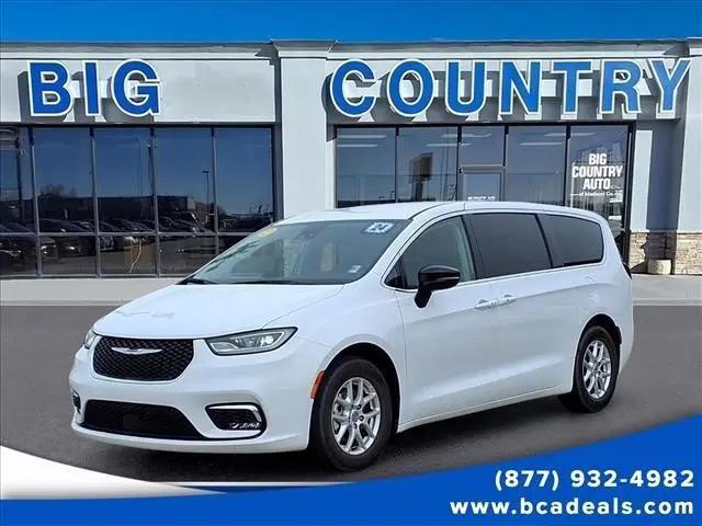 2024 Chrysler Pacifica Touring L for sale in Columbus, NE