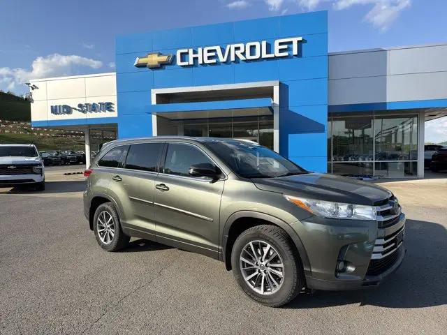 2017 Toyota Highlander XLE for sale in Sutton, WV