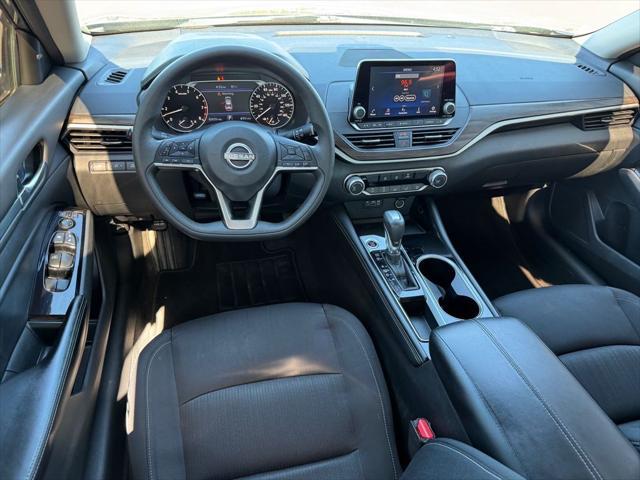 2023 Nissan Altima SV FWD