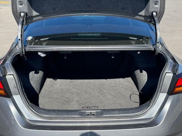2023 Nissan Altima SV FWD
