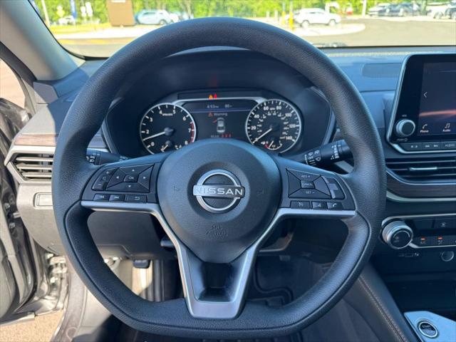 2023 Nissan Altima SV FWD