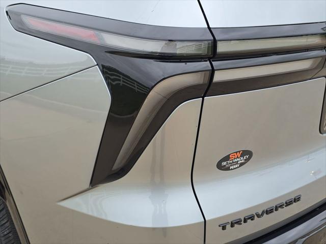 2026 Chevrolet Traverse FWD RS